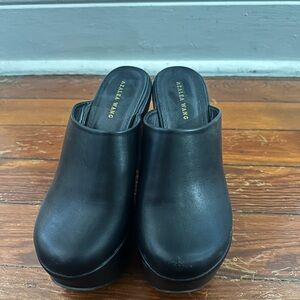 Black Women's Clogs